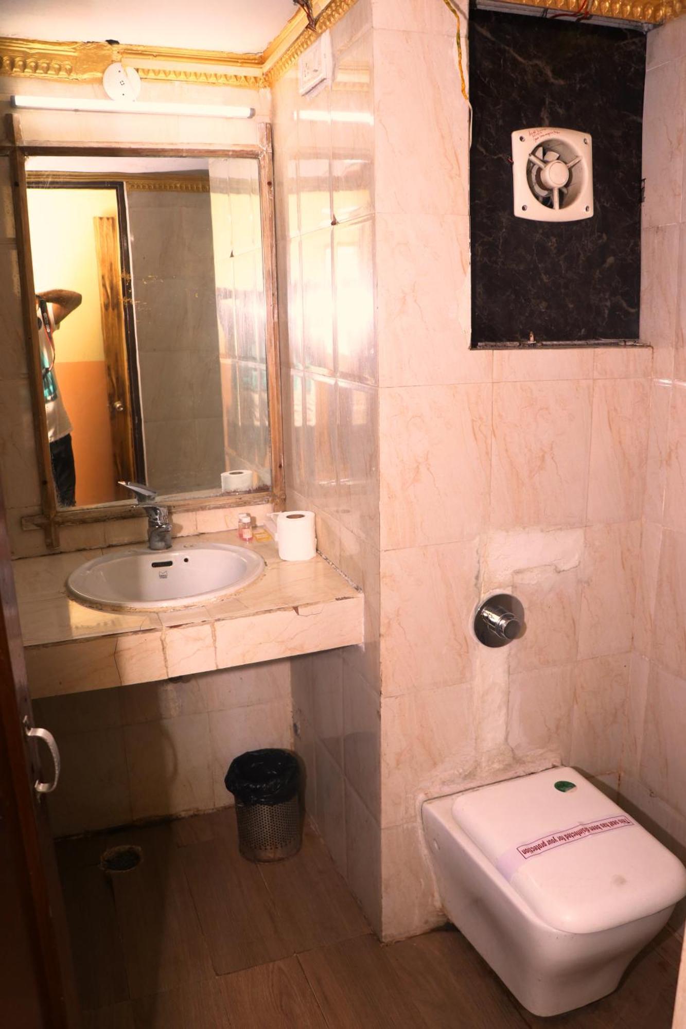 Hotel Samrat International Патна Экстерьер фото