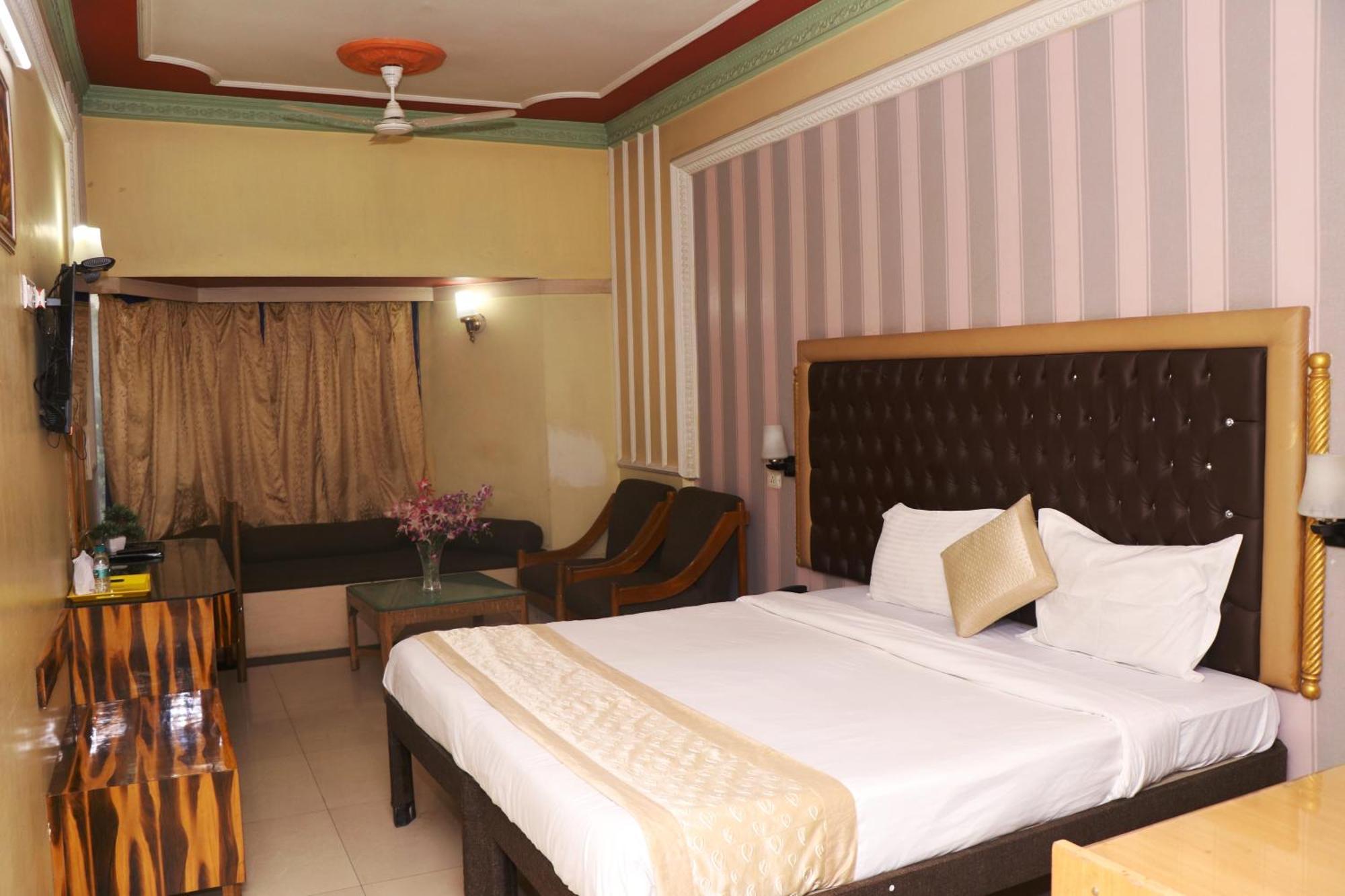 Hotel Samrat International Патна Экстерьер фото