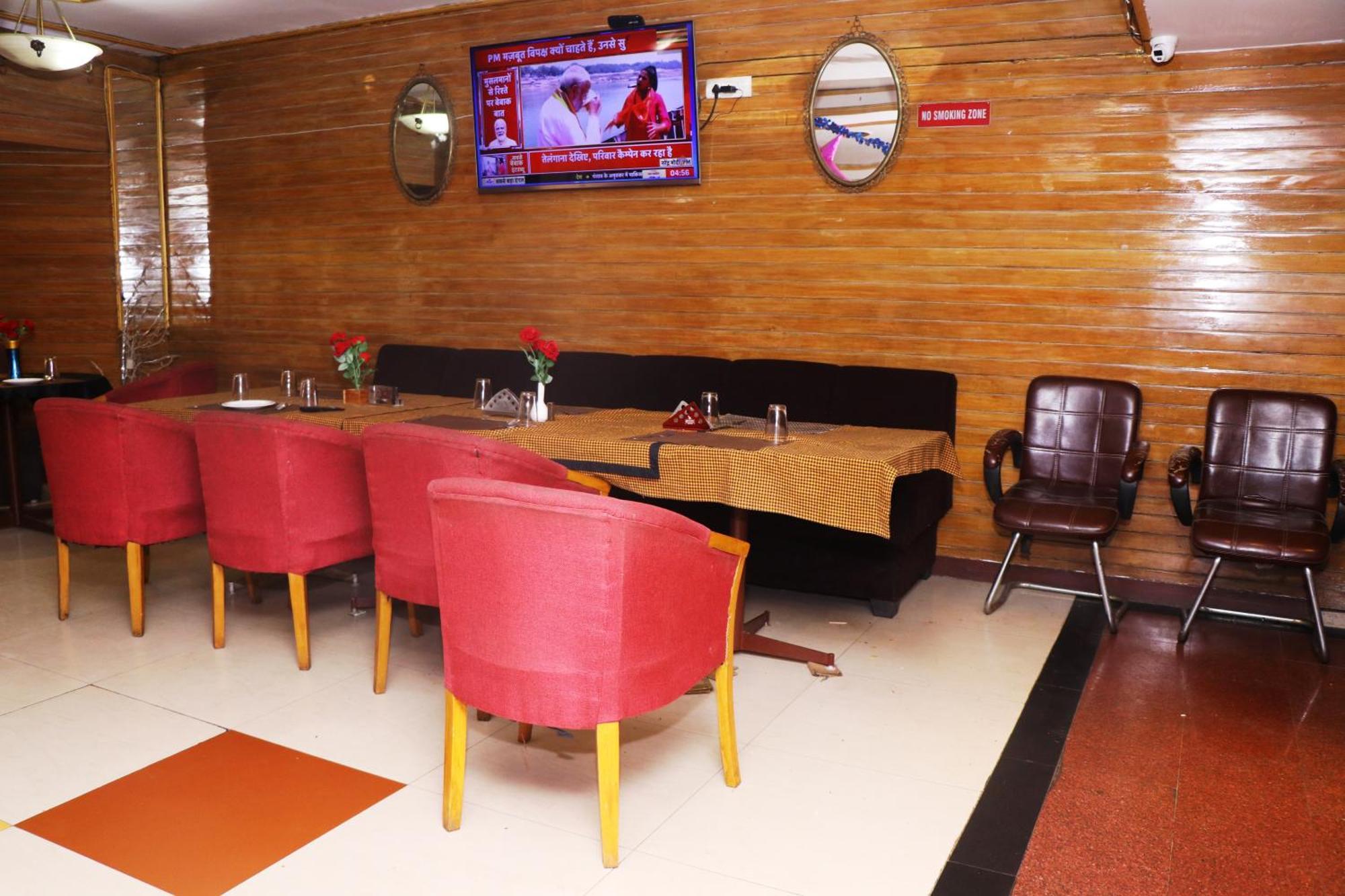 Hotel Samrat International Патна Экстерьер фото