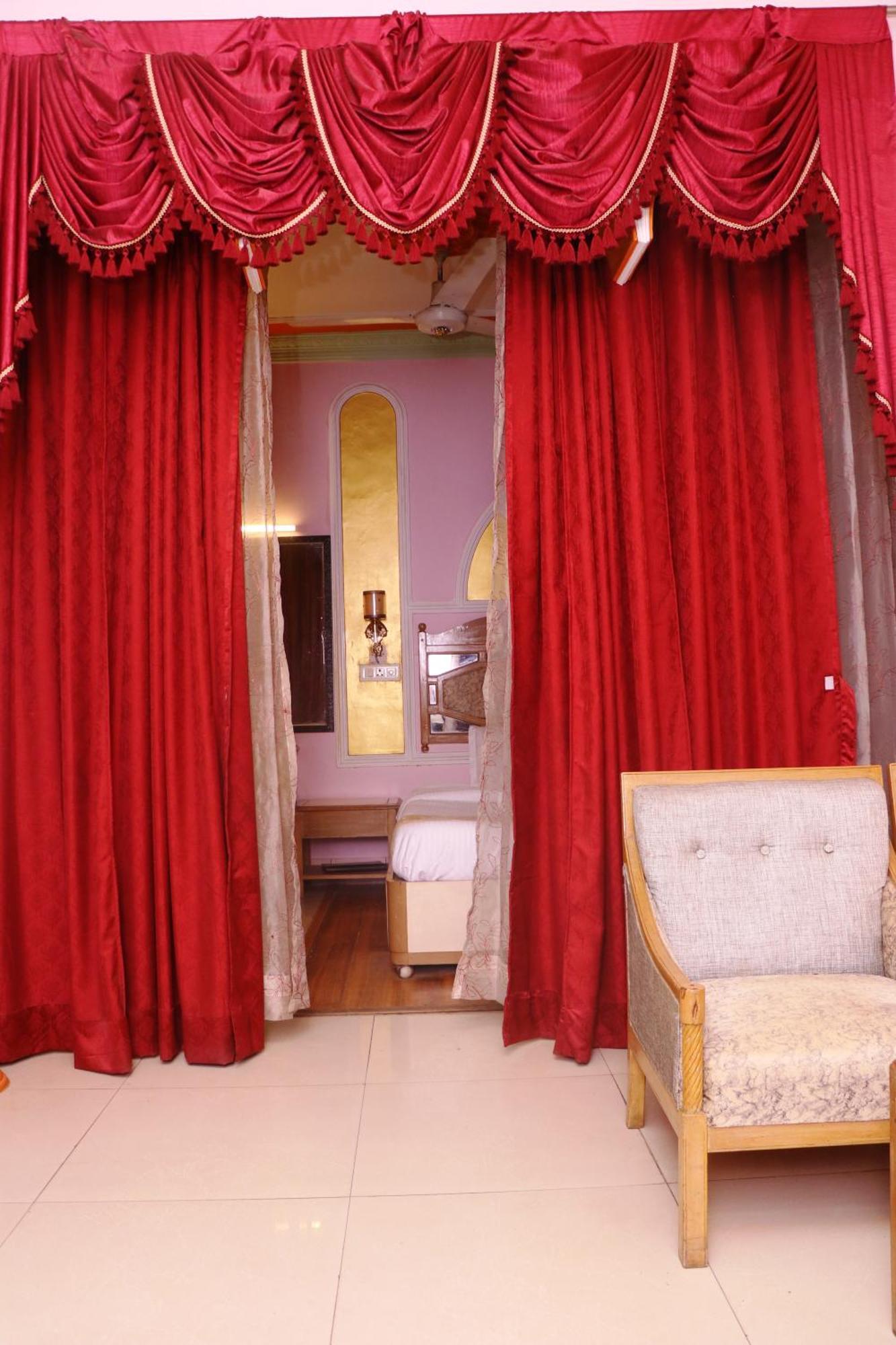 Hotel Samrat International Патна Экстерьер фото