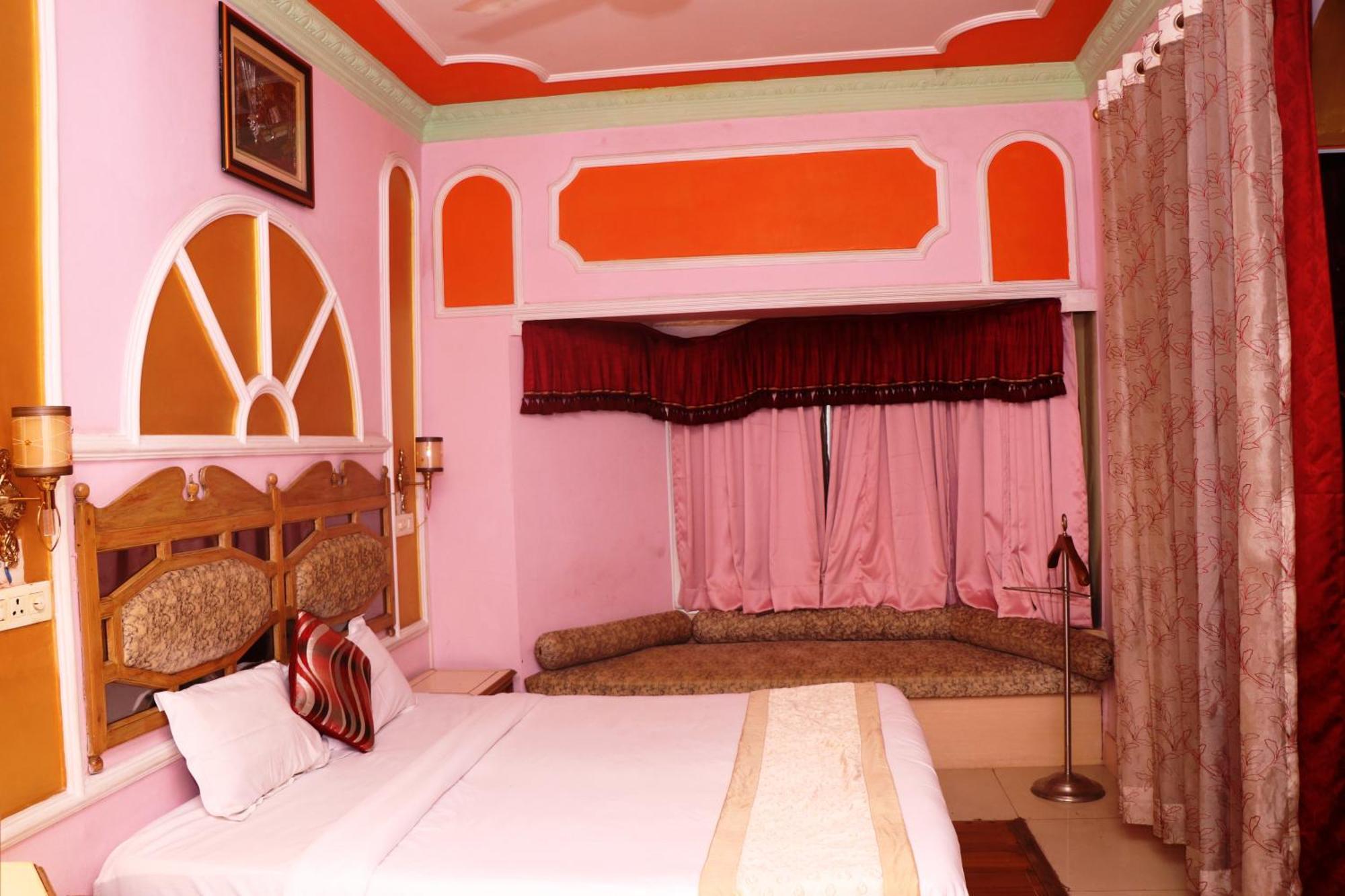 Hotel Samrat International Патна Экстерьер фото