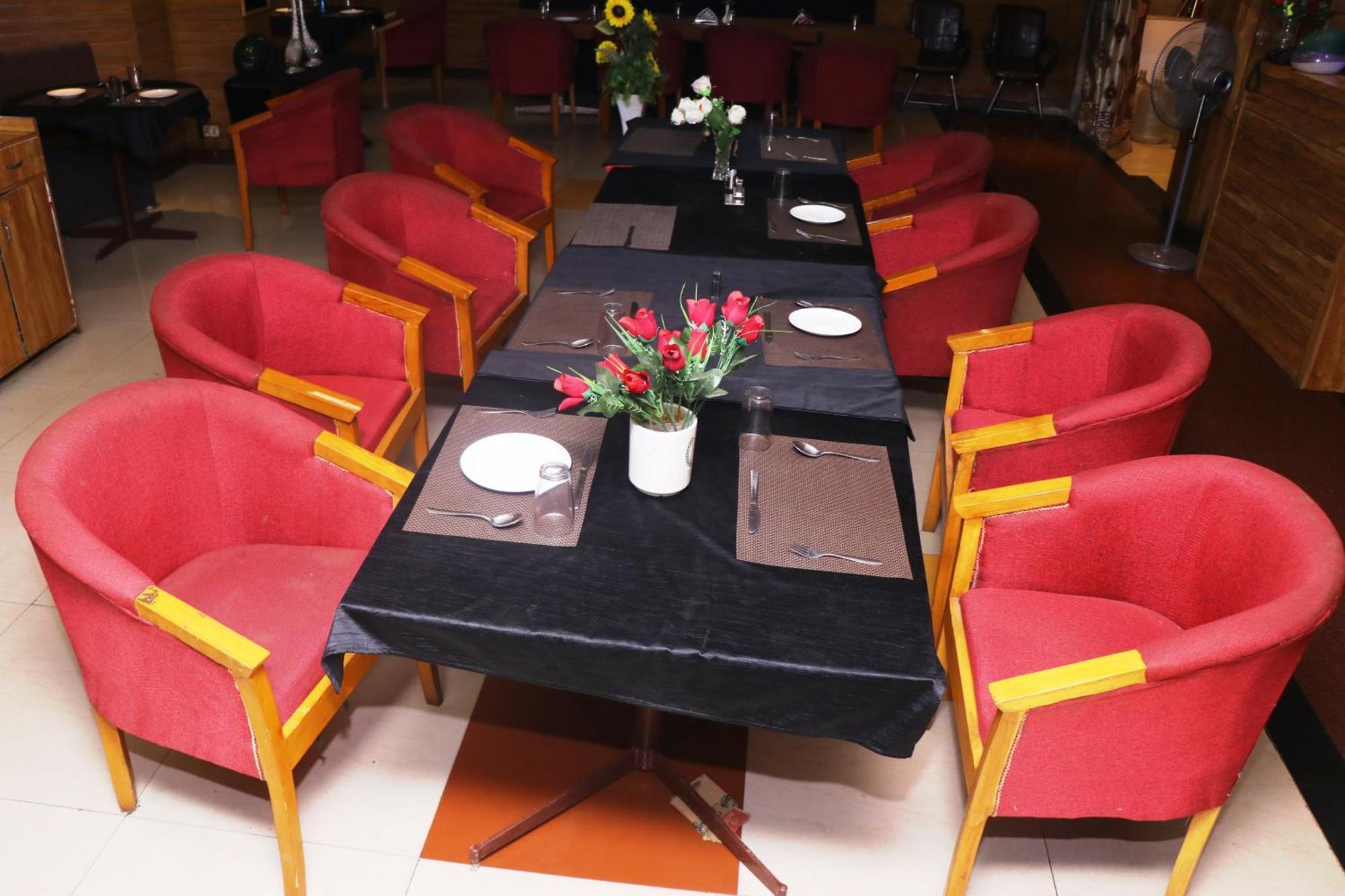 Hotel Samrat International Патна Экстерьер фото