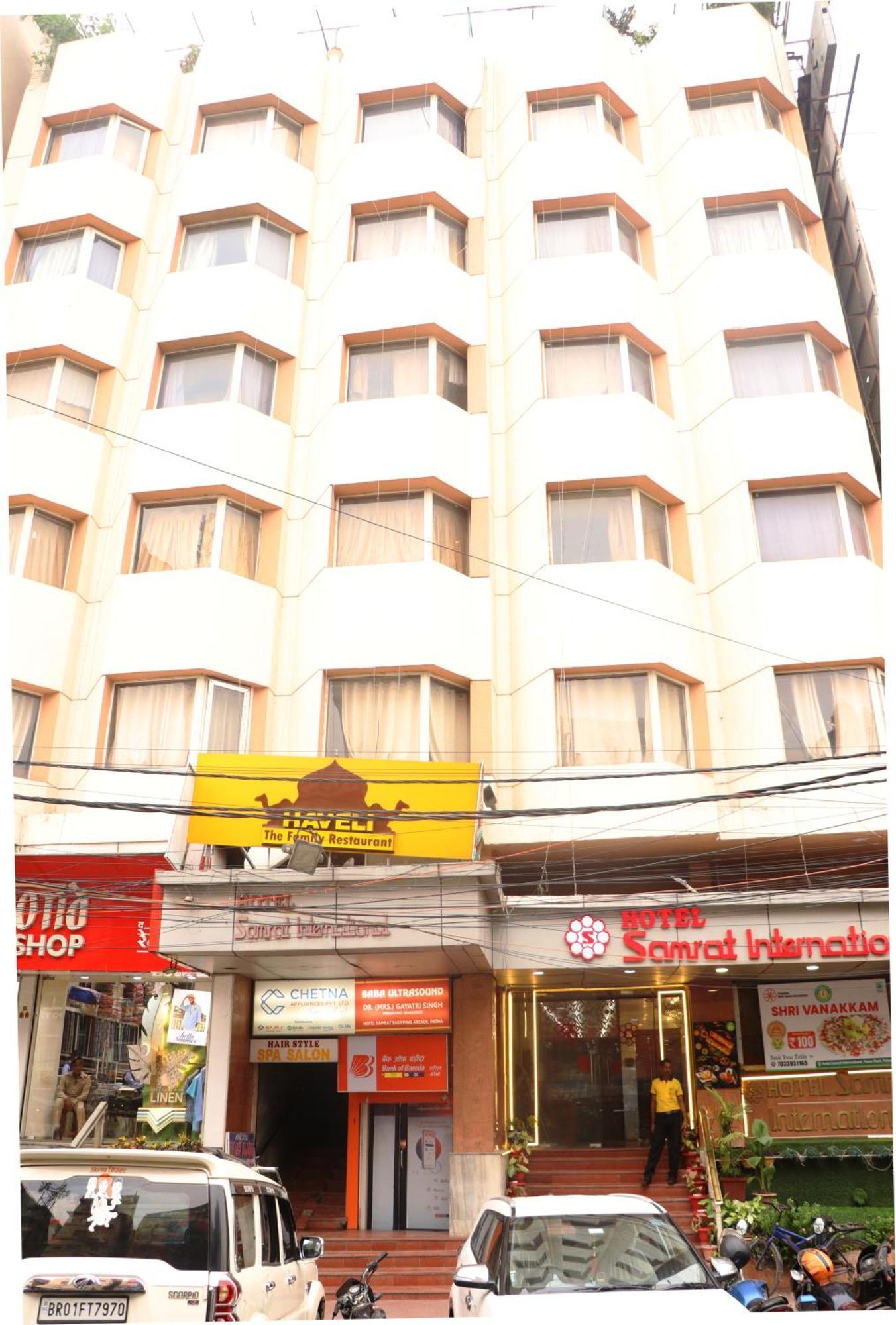 Hotel Samrat International Патна Экстерьер фото