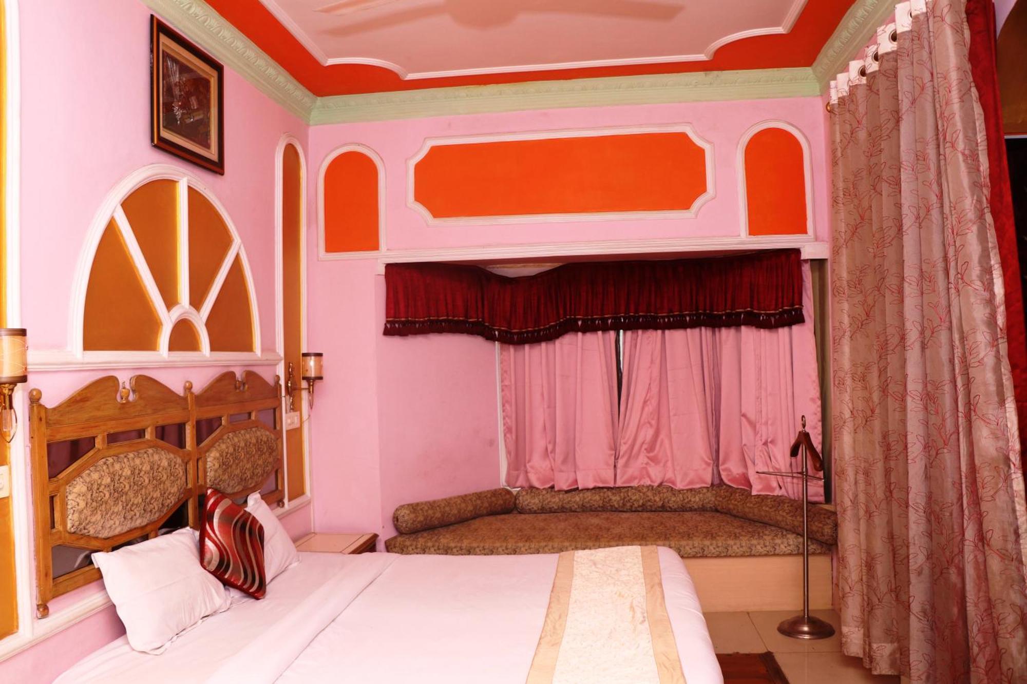 Hotel Samrat International Патна Экстерьер фото